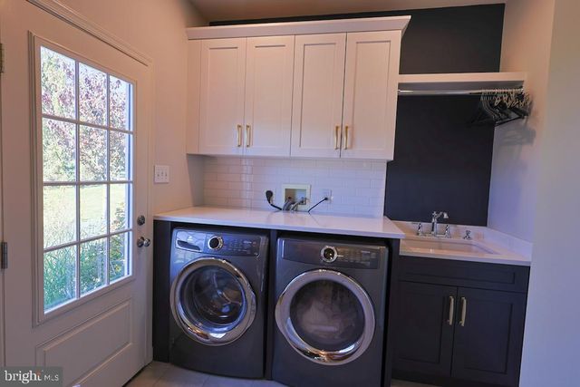 5416 WINDTREE DR, Doylestown, PA 18902