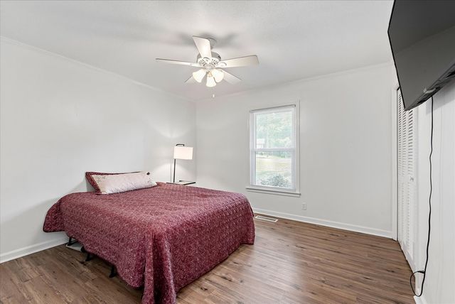 1904 Northside, Dothan, AL 36303