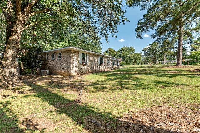 1904 Northside, Dothan, AL 36303