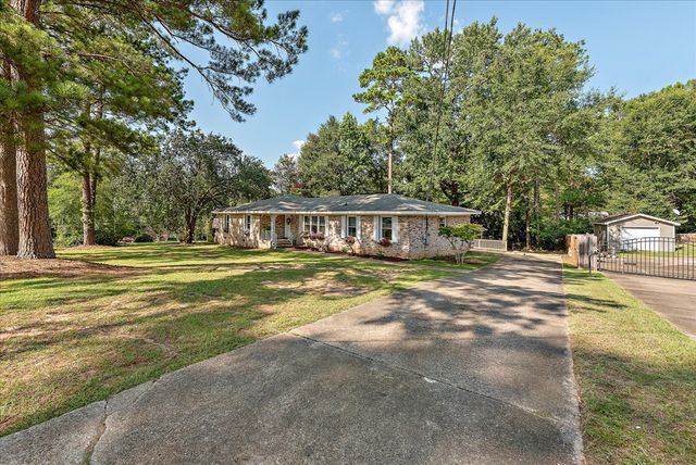 1904 Northside, Dothan, AL 36303