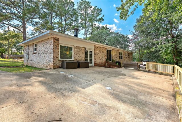 1904 Northside, Dothan, AL 36303