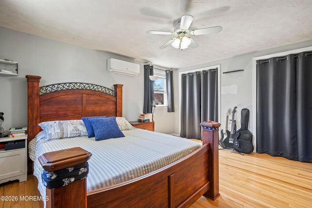 1053 Savannah Street, Toms River, NJ 08753