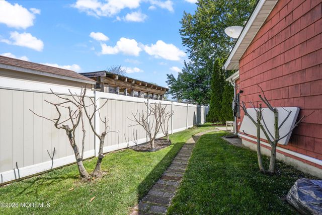 1053 Savannah Street, Toms River, NJ 08753