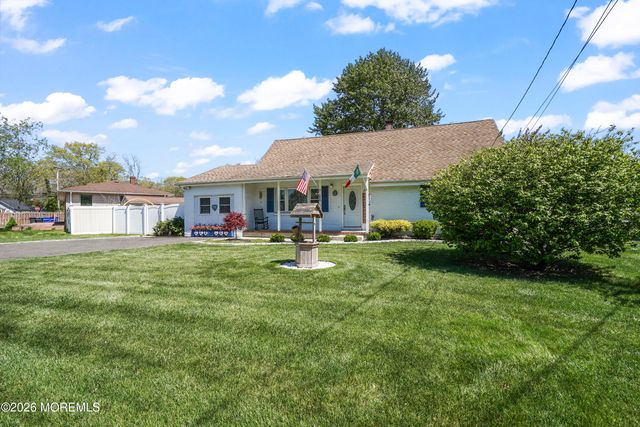 1053 Savannah Street, Toms River, NJ 08753
