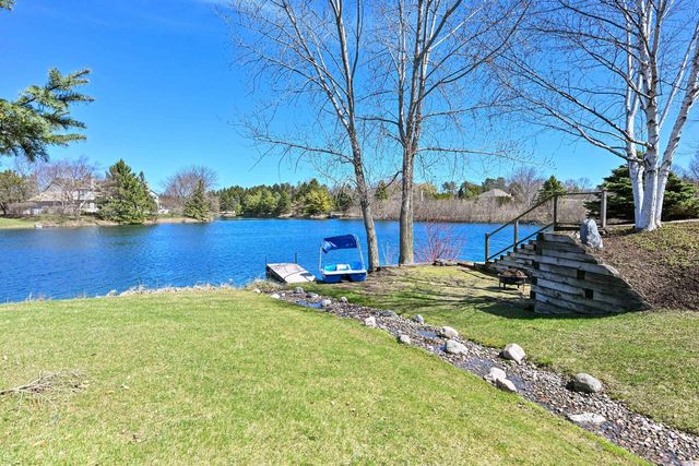 214 Beechwood COURT, Mequon, WI 53092