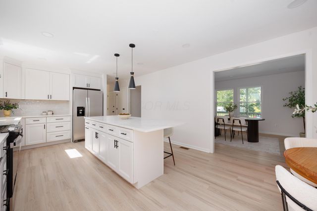 1323 Red Bank Drive, Grove City, OH 43123