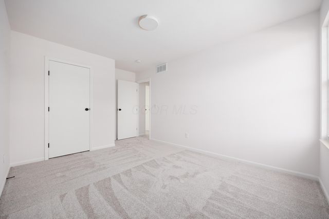 1323 Red Bank Drive, Grove City, OH 43123