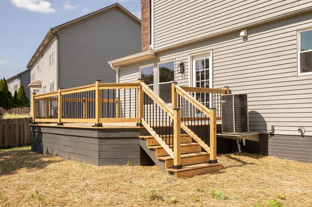 1323 Red Bank Drive, Grove City, OH 43123