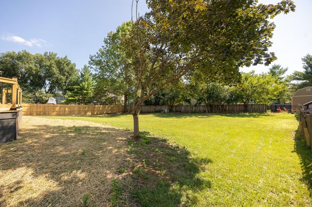 1323 Red Bank Drive, Grove City, OH 43123