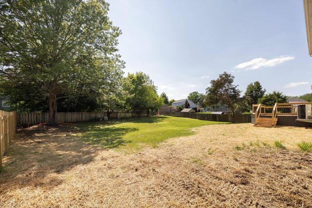 1323 Red Bank Drive, Grove City, OH 43123