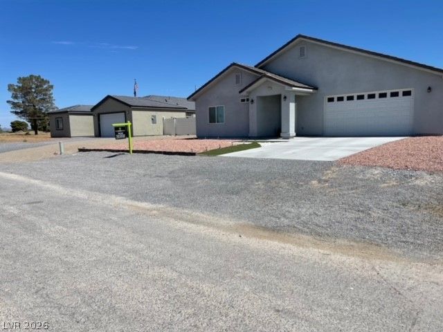 220 Happy Canyon Road, Pahrump, NV 89048