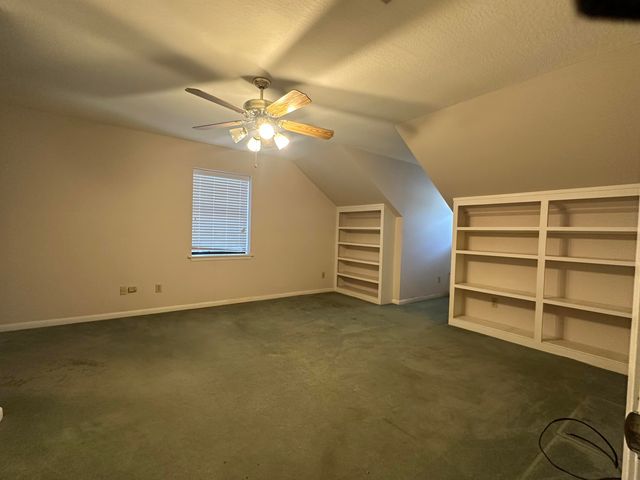 116 Merianne Dr., Hattiesburg, MS 39402