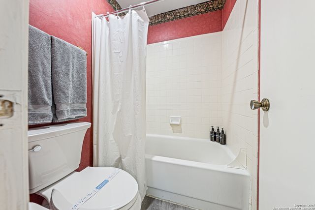 6718 Country Field, San Antonio, TX 78240