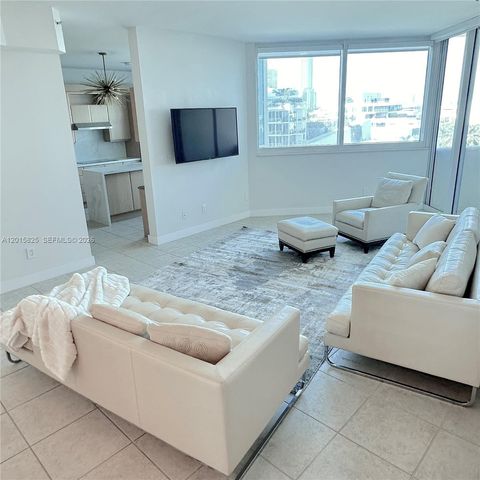300 S Pointe Dr 704, Miami Beach, FL 33139