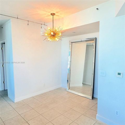 300 S Pointe Dr 704, Miami Beach, FL 33139