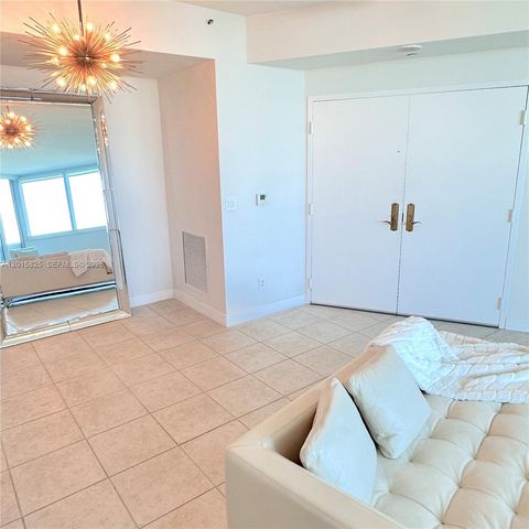 300 S Pointe Dr 704, Miami Beach, FL 33139