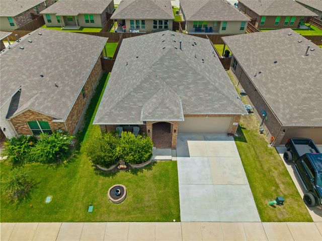 1136 Gillespie Drive, Fort Worth, TX 76247