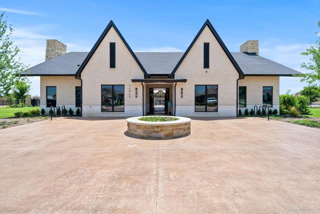 1136 Gillespie Drive, Fort Worth, TX 76247
