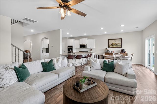 252 Kennerly Center Drive, Mooresville, NC 28115