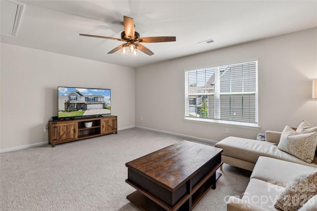252 Kennerly Center Drive, Mooresville, NC 28115