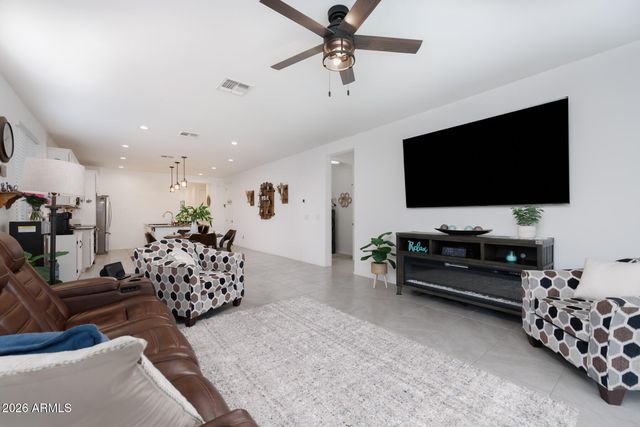 1972 N HUBBARD Lane, Casa Grande, AZ 85122