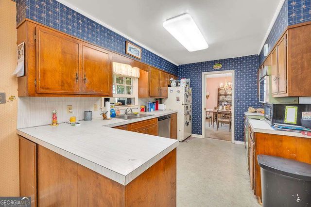 526 Old Mission Road, Brunswick, GA 31525