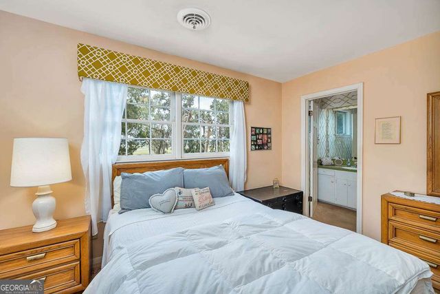 526 Old Mission Road, Brunswick, GA 31525