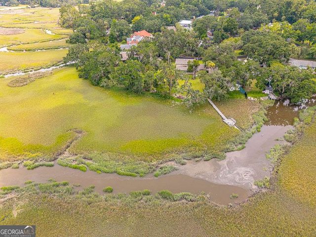 526 Old Mission Road, Brunswick, GA 31525