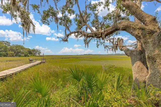 526 Old Mission Road, Brunswick, GA 31525