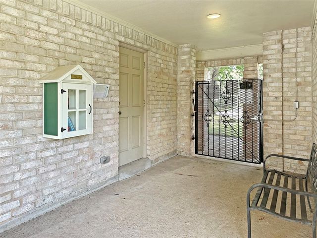 17418 Spicewood Springs Lane, Spring, TX 77379