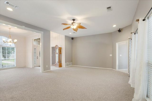 3420 Graham Street, Paris, TX 75460