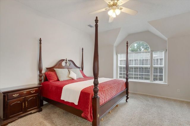 3420 Graham Street, Paris, TX 75460