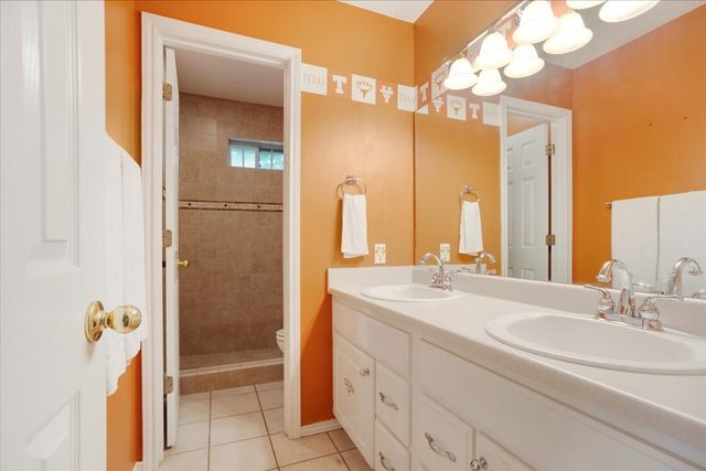 3420 Graham Street, Paris, TX 75460