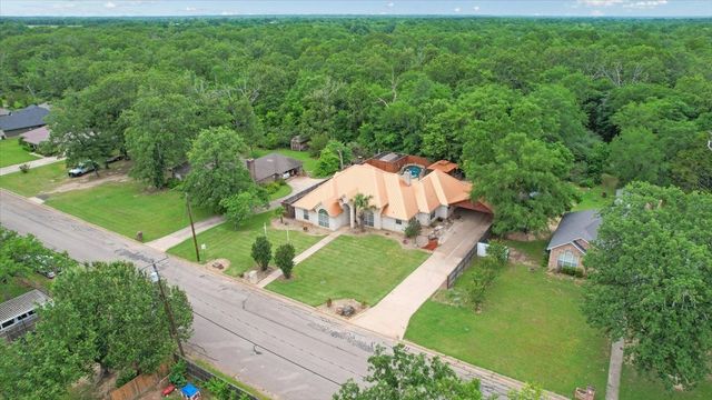 3420 Graham Street, Paris, TX 75460