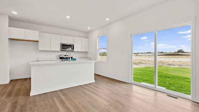 244 Cressmoor Boulevard, Hobart, IN 46342