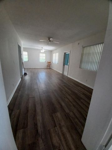 520 W Branch Street, Lantana, FL 33462
