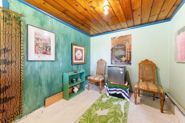 16310 Dry Creek Ln, Grass Valley, CA 95949