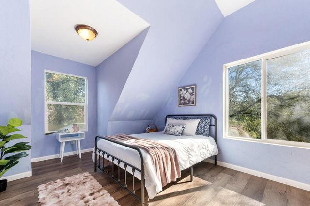 16310 Dry Creek Ln, Grass Valley, CA 95949