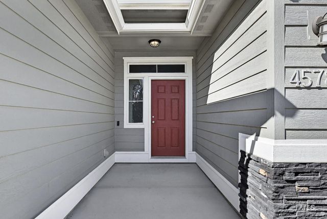 4578 W Silver River, Meridian, ID 83646