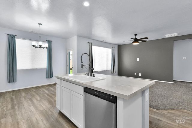 4578 W Silver River, Meridian, ID 83646