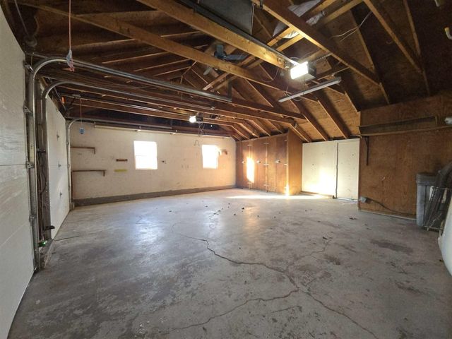 408 Heath Avenue, White Pigeon, MI 49099