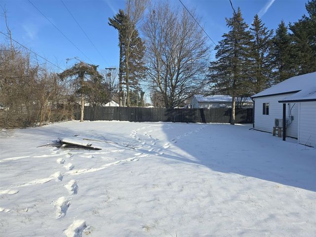 408 Heath Avenue, White Pigeon, MI 49099