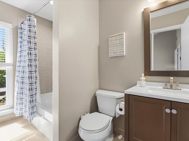 8522 Park Lane 15, Dallas, TX 75231