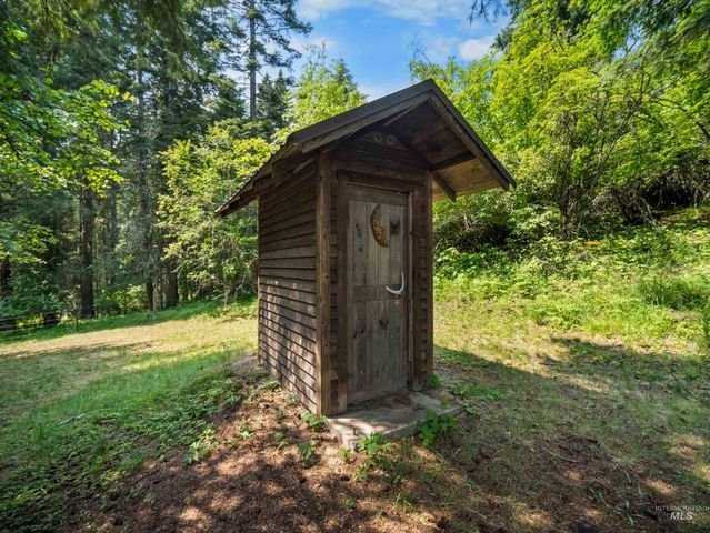 1891 Tom Ho Road, Orofino, ID 83544