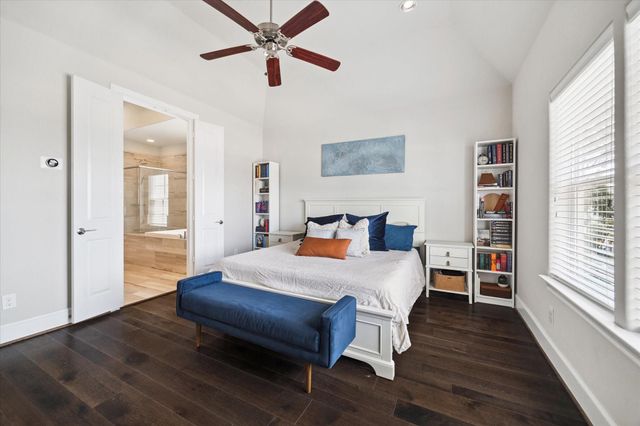 2006 Lou Ellen Lane H, Houston, TX 77018