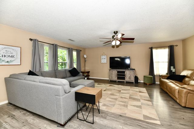 336 Legacy Boulevard, Greenwood, IN 46143