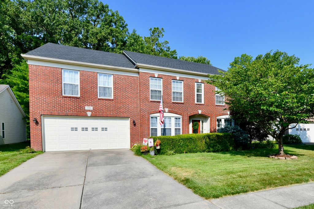 336 Legacy Boulevard, Greenwood, IN 46143