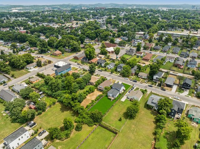 1613 23rd Ave, N, Nashville, TN 37208