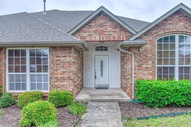 2340 Chadwick Drive, Norman, OK 73071