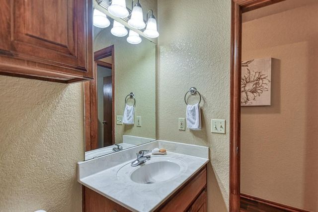 2340 Chadwick Drive, Norman, OK 73071